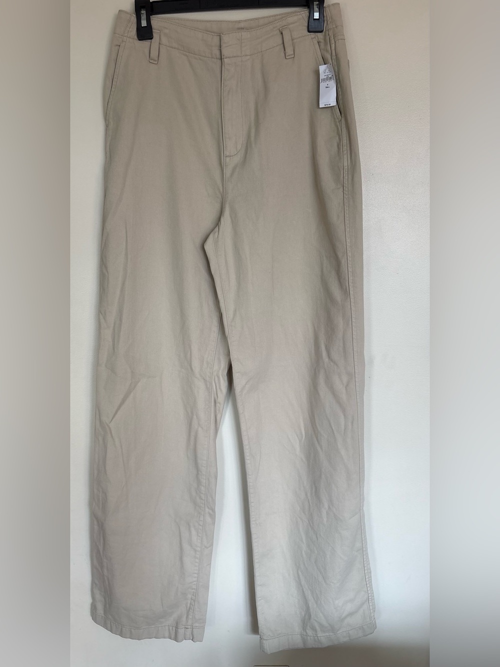 NWT GAP Women’s Pants - 4 Tall
